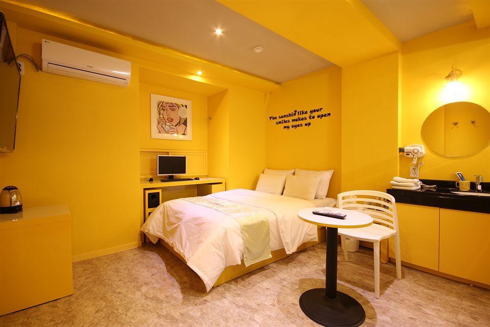 Fiona Hotel Seoul Exterior photo
